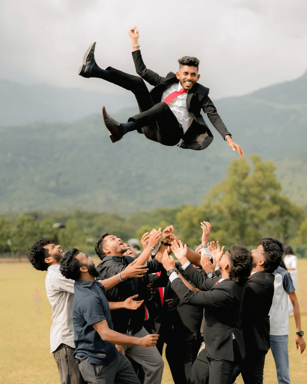 Professional university batch photo captured by PhotoPlus